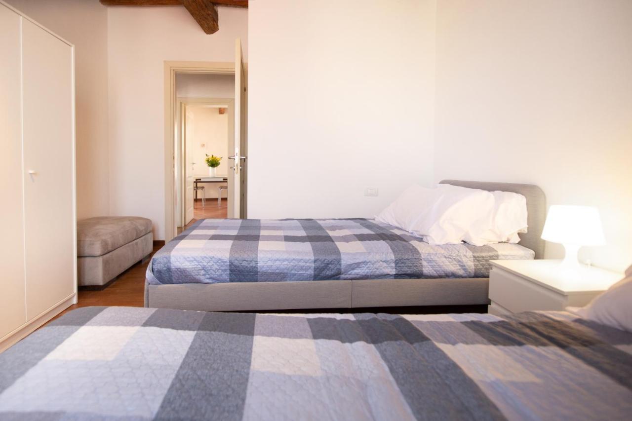 Serena Apartment, Cosy Close Center Town لوكا المظهر الخارجي الصورة