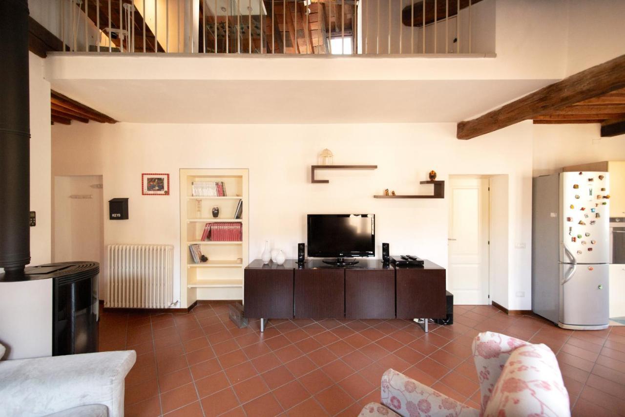 Serena Apartment, Cosy Close Center Town لوكا المظهر الخارجي الصورة