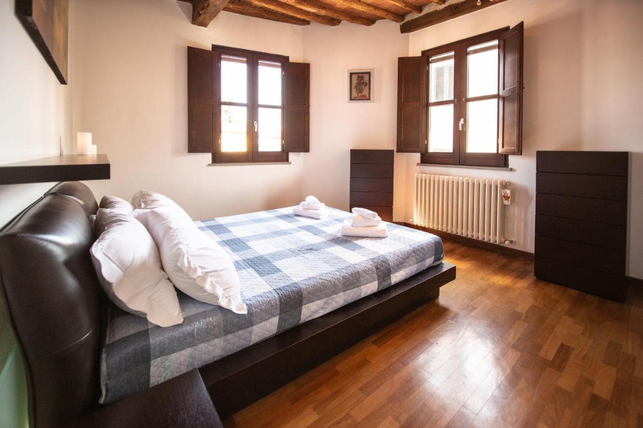 Serena Apartment, Cosy Close Center Town لوكا المظهر الخارجي الصورة